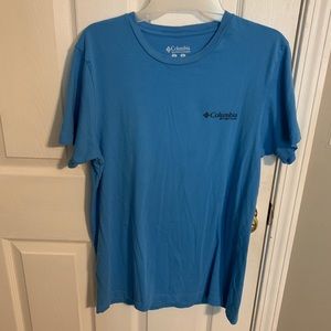 Columbia men’s T-shirt!